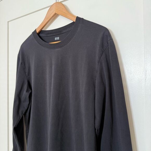 Uniqlo AIRism Thermal Shirt Mens Size M Black Long Sleeve UV Protection Outdoor - Picture 2 of 10
